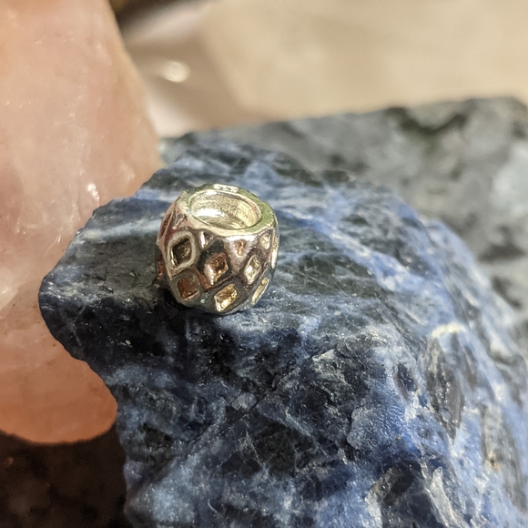 Vintage Stirling Silver Charm Beads. - Picture 7 of 9